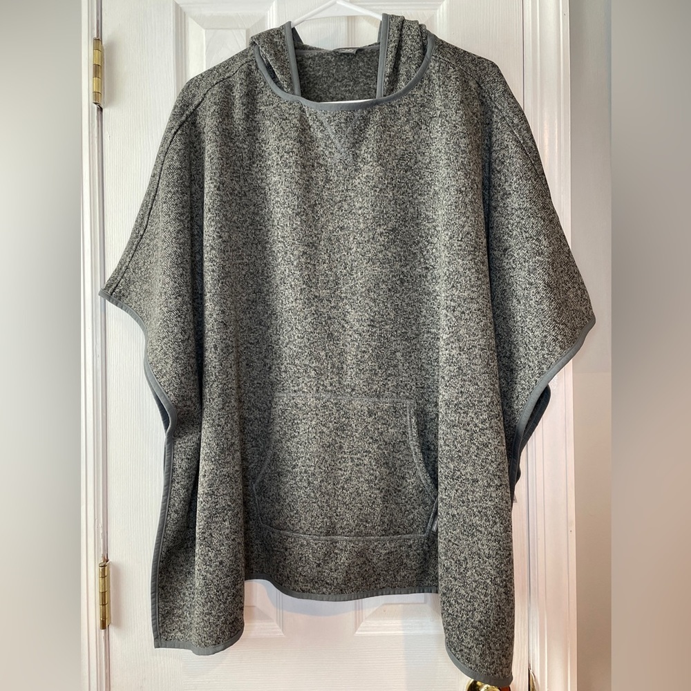 EDDIE Bauer Women's Gray Hooded Poncho Sweatshirt Front Pocket Sz S/M - Picture 2 of 15